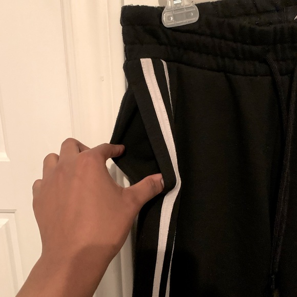 Adidas jogging - Picture 3 of 5